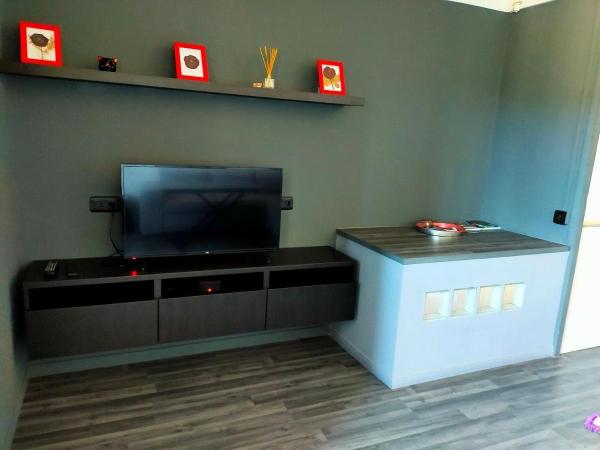 Appartement En Duplex Au 3Ieme Etage Sans Ascenseur Йер Экстерьер фото