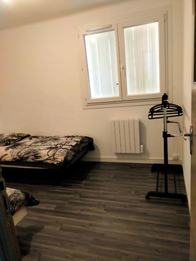 Appartement En Duplex Au 3Ieme Etage Sans Ascenseur Йер Экстерьер фото