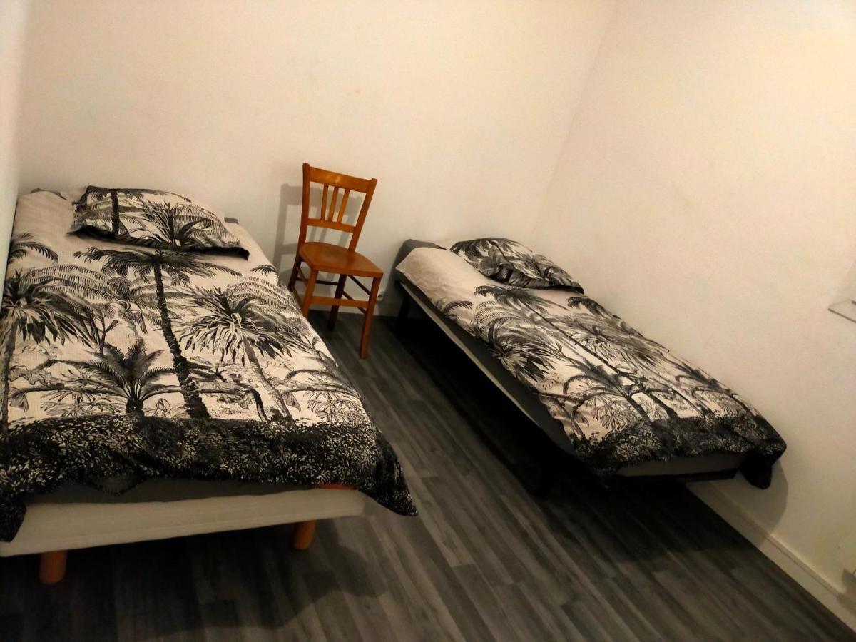 Appartement En Duplex Au 3Ieme Etage Sans Ascenseur Йер Экстерьер фото