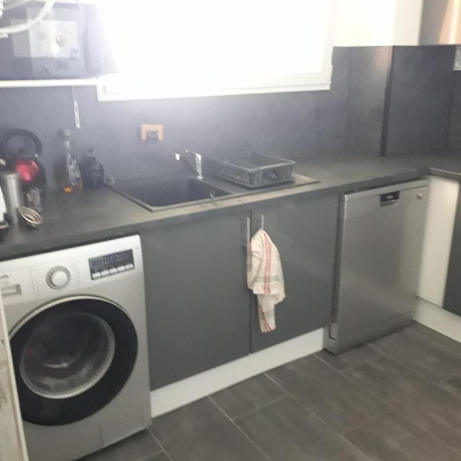 Appartement En Duplex Au 3Ieme Etage Sans Ascenseur Йер Экстерьер фото